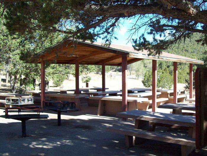 Robin Group Site pavilion 